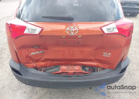 2015 Toyota Rav4 Xle z USA, uszkodzony, nr VIN JTMRFREV8FJ021275